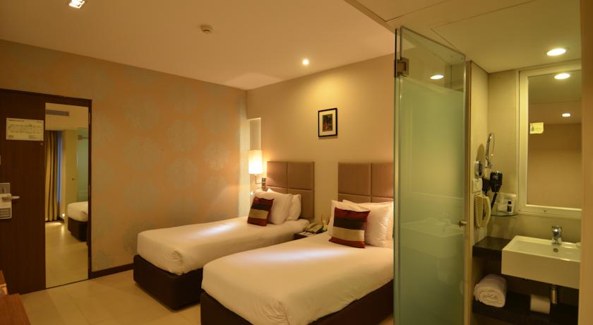 Surya Palace Hotel